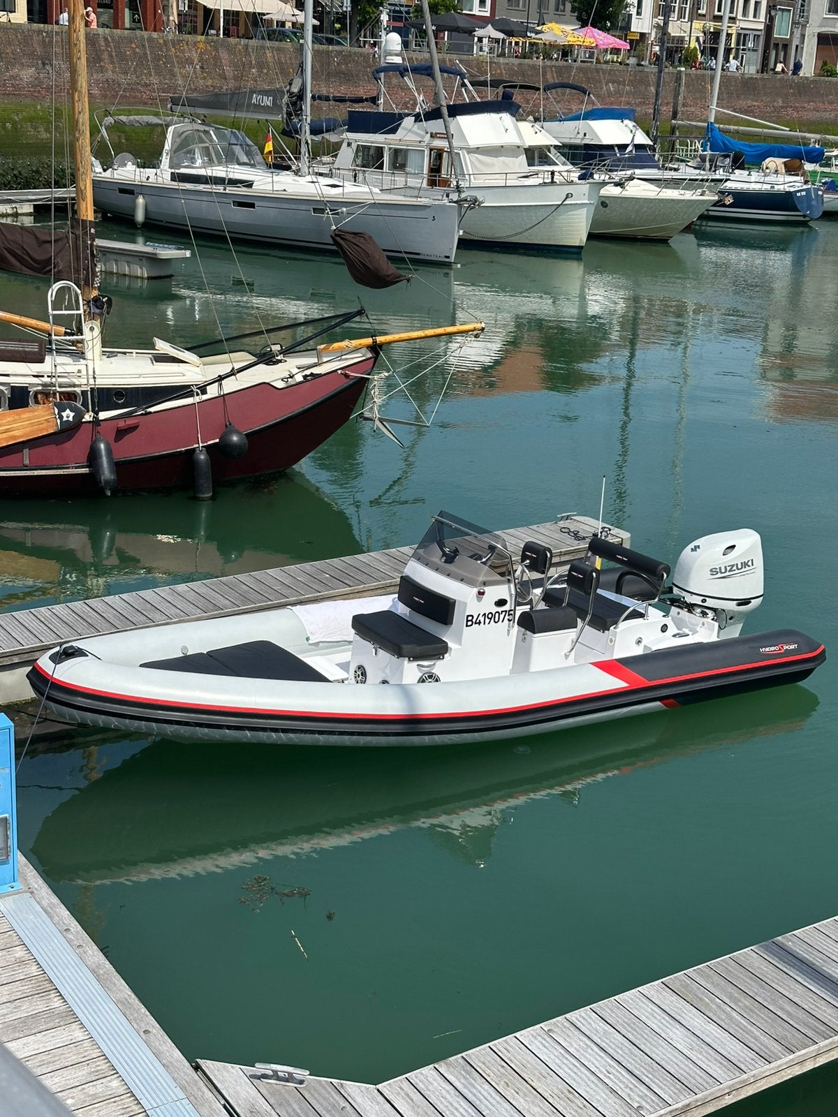 Nieuwe Hydrosport 646 + trailer, Enlèvement, Neuf, 120 à 200 ch