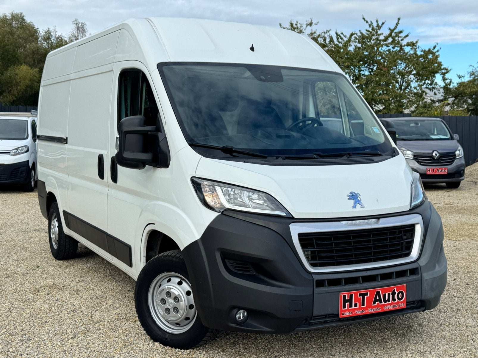 Peugeot Boxer 2.2 BlueHDI L2H2/Nieuwstaat/1 jaar garantEuro6, Voorwielaandrijving, Dealer onderhouden, Stof, 4 cilinders