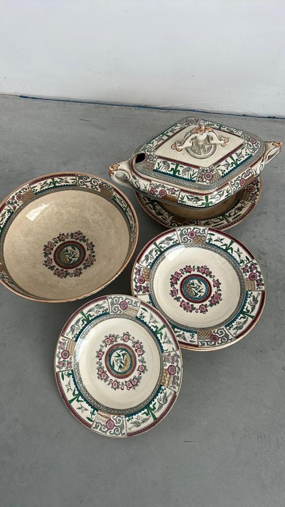 Engels servies Victoriaans tijdperk ( laat 1800), Enlèvement