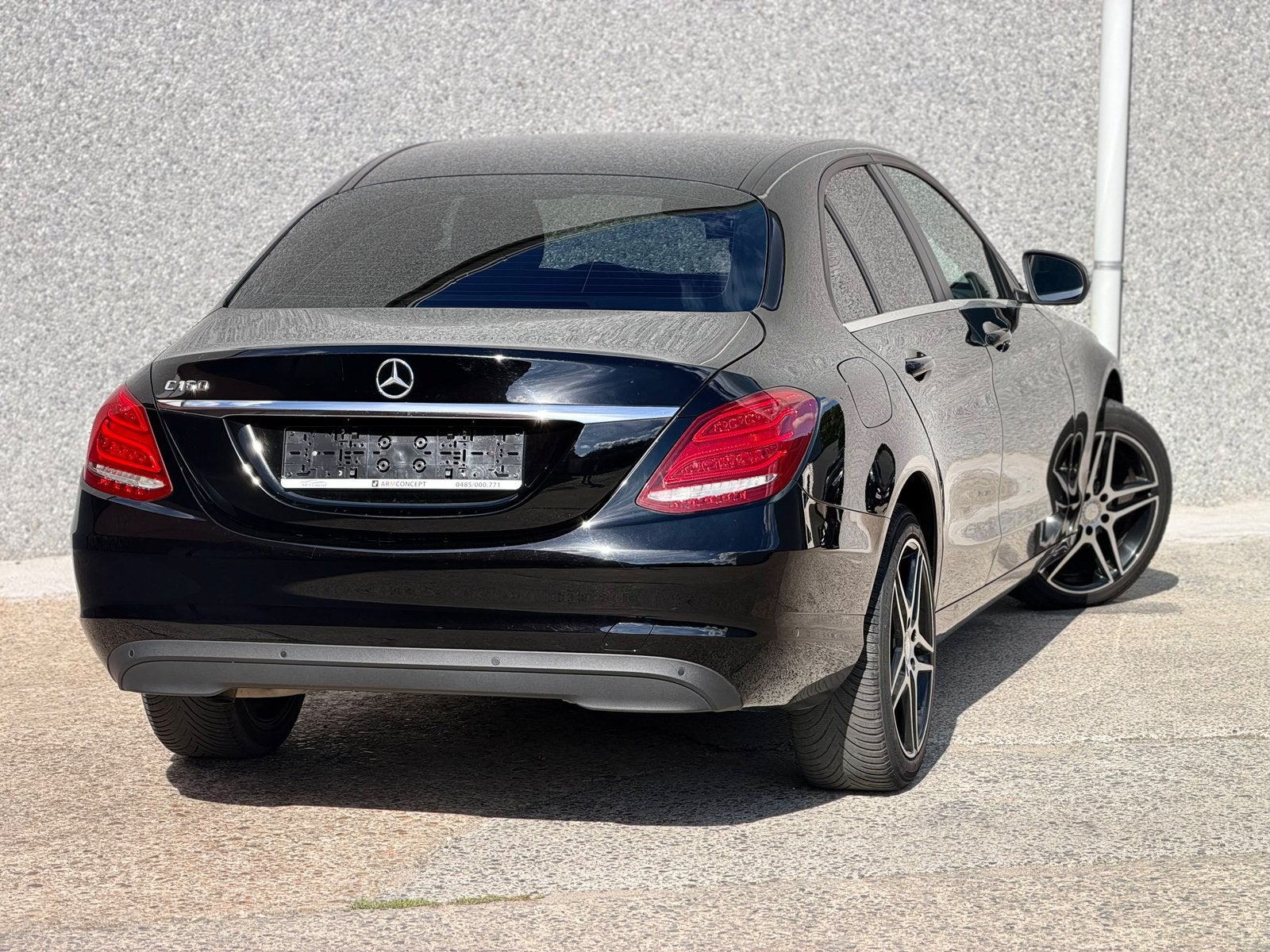 Mercedes-Benz C Essence 04/2019 Garantie 12 Mois LED/Caméra, Auto's, Automaat, https://public.car-pass.be/vhr/d011182c-9849-466d-8514-b3a58017fe30