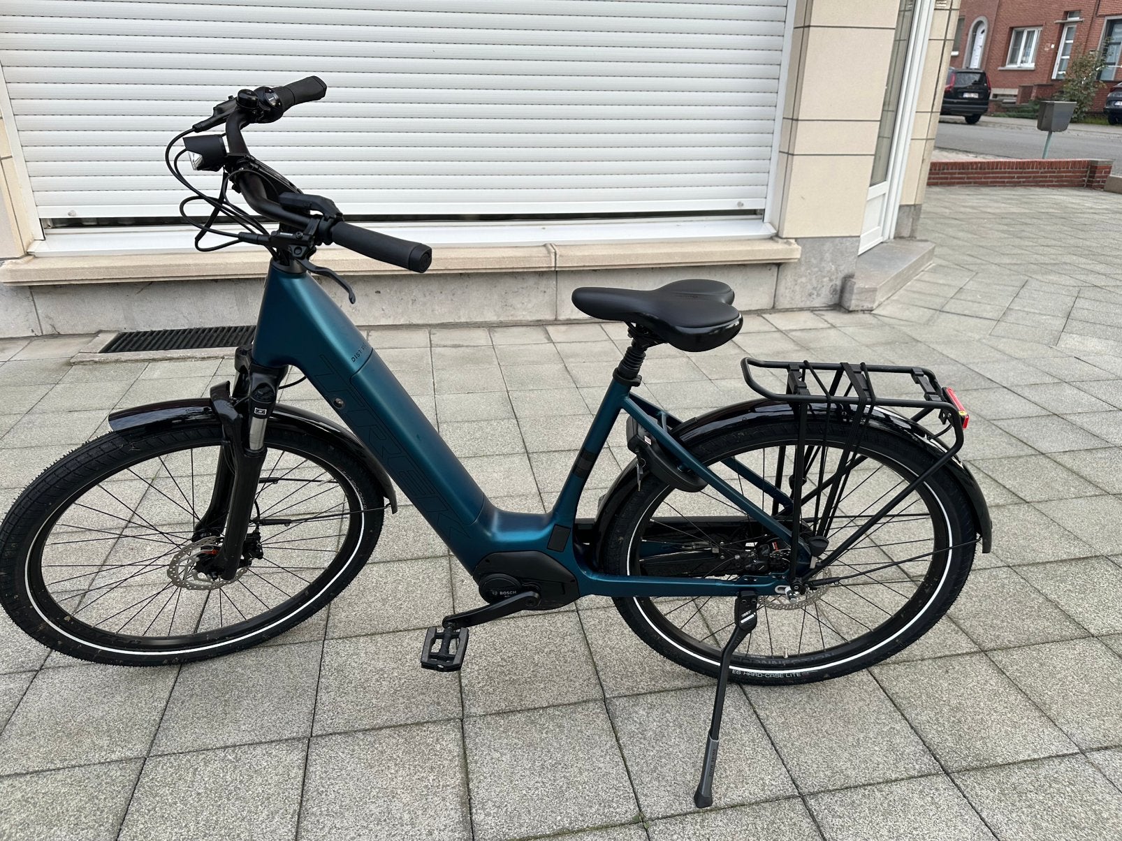 Elektrische fiets Trek lowstep district+3 in nieuwstaat 76km, Ophalen of Verzenden, Zo goed als nieuw