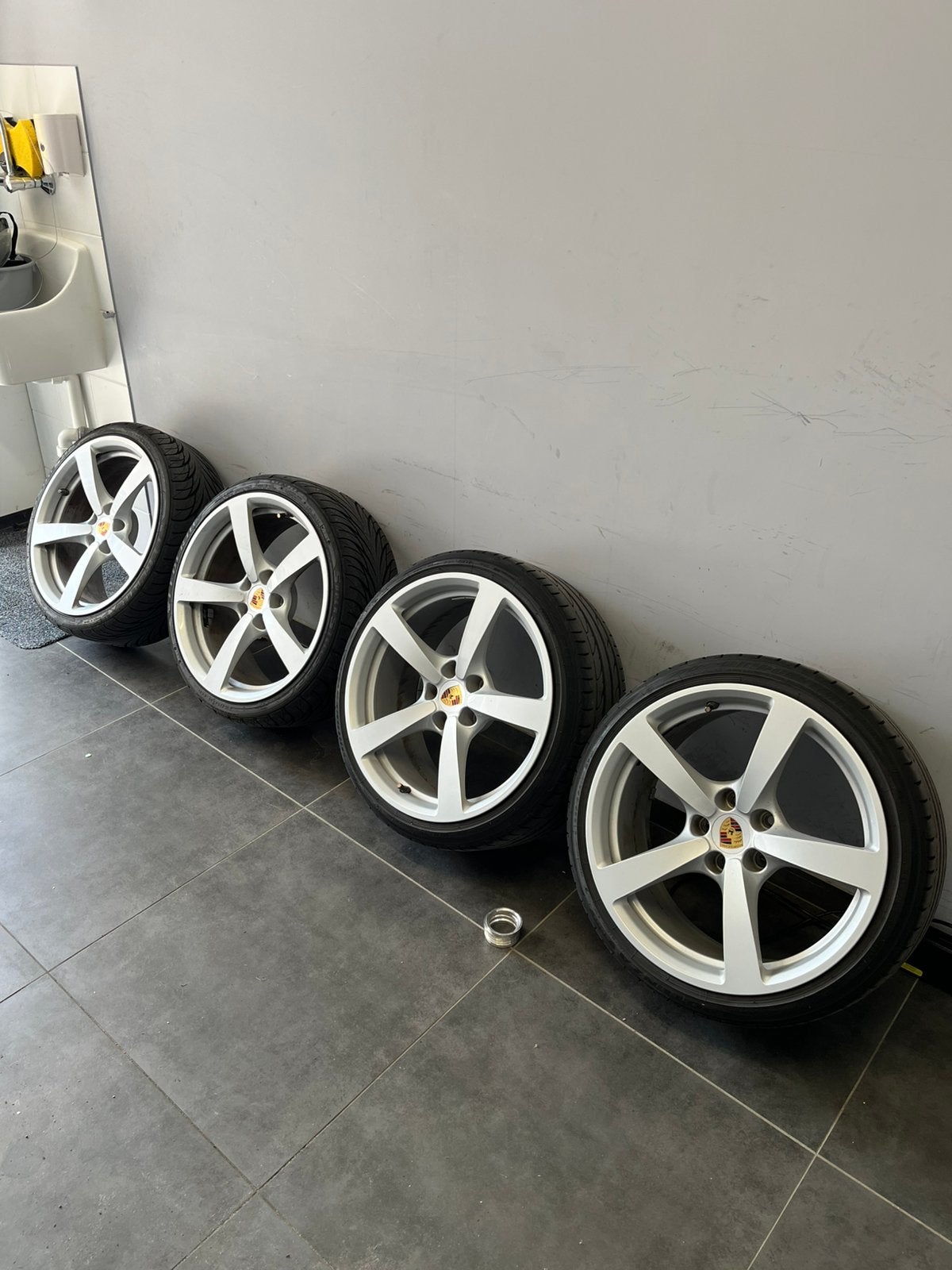 18” Porsche Macan breedset, Auto-onderdelen, Ophalen, 18 inch, Band(en)
