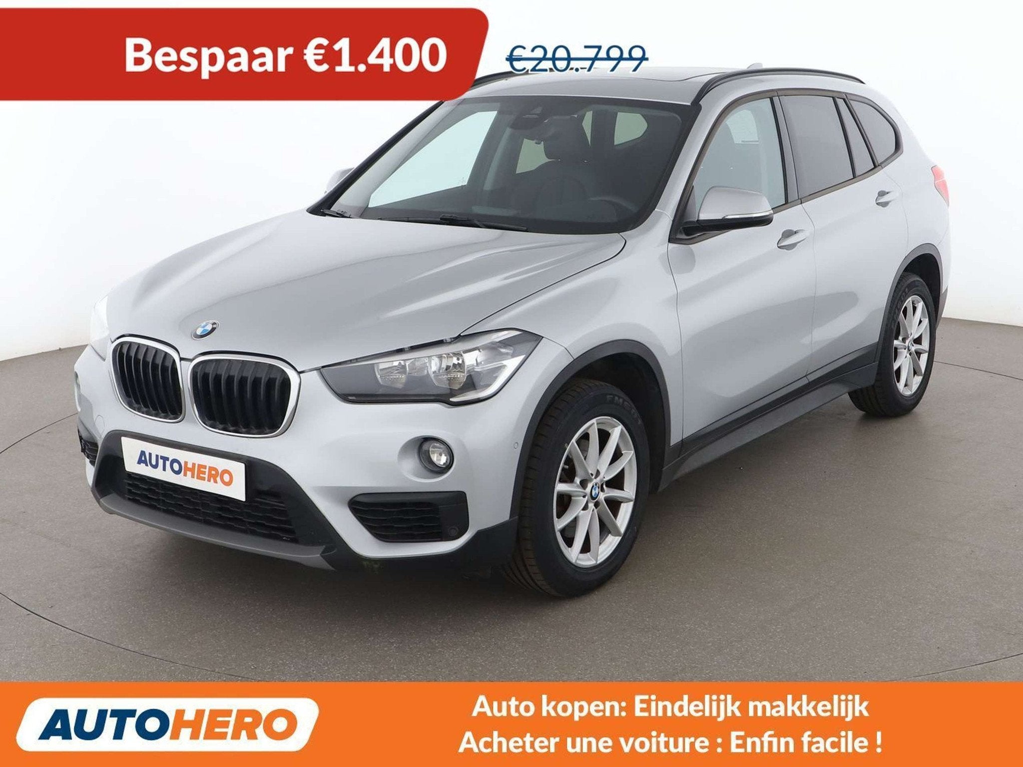 BMW X1 sDrive 18i Advantage (année de construction 2019), Argent ou Gris, Achat, Euro 6, Noir