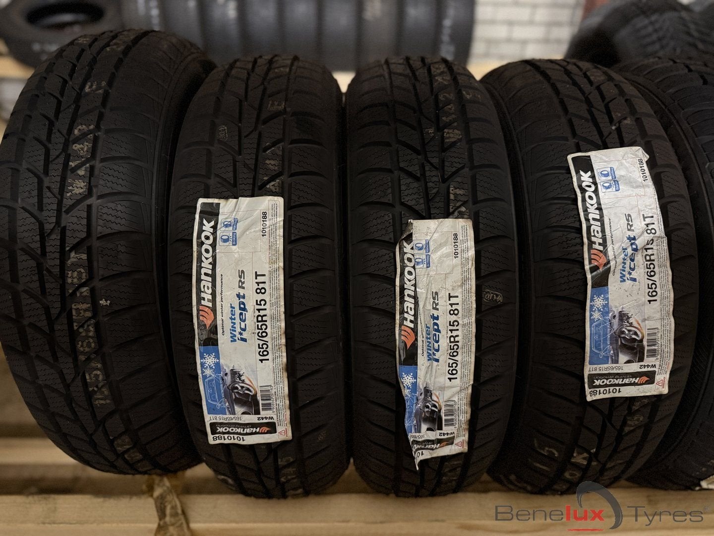 nieuw winter 165/65R15 Hankook 165/65 R15 165/65/15 1656515, Auto-onderdelen, 15 inch, -, -, Nieuw