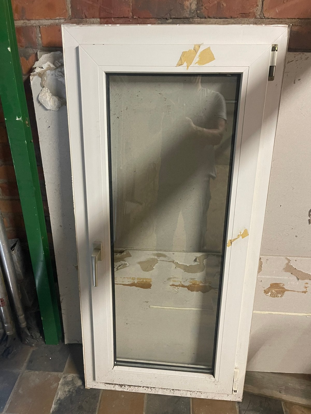 Raam met dubbel glas gratis, Doe-het-zelf en Bouw, Ophalen, Zo goed als nieuw
