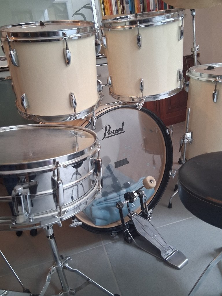 Drumstel Pearl forum series (white/cream), Enlèvement, Utilisé, Pearl