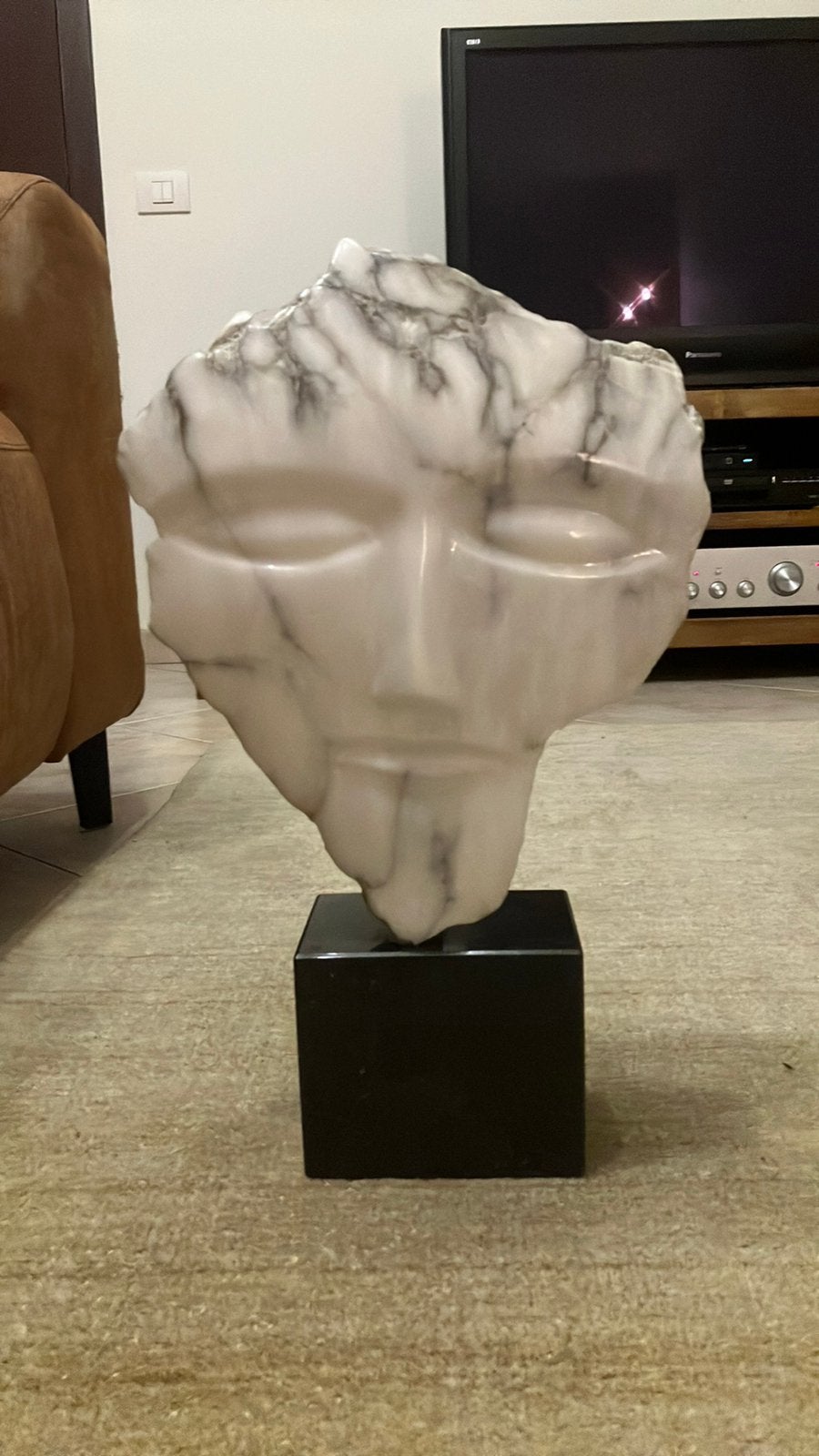 sculpture vintage en marbre • Visage abstrait signé M.D., Enlèvement, Statue, Blanc, Abstrait