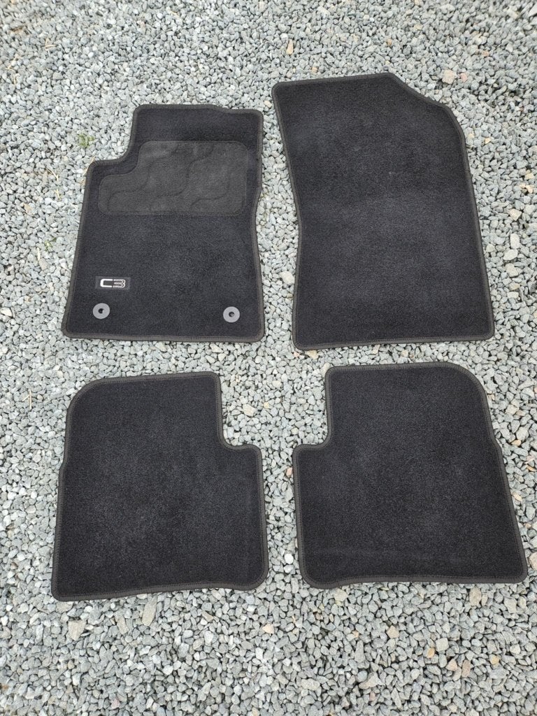Tapis de sol Citroen C3 2022, Enlèvement, Utilisé