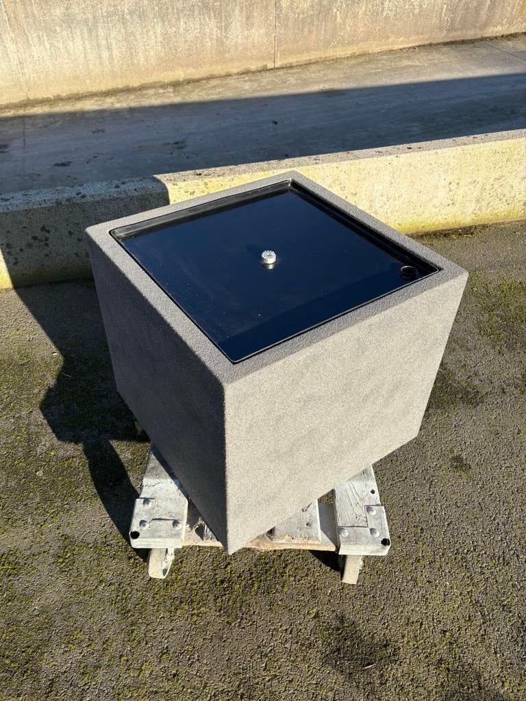 Watertafels 62x62x54, Tuin en Terras, Waterpartijen en Fonteinen, Ophalen, Nieuw