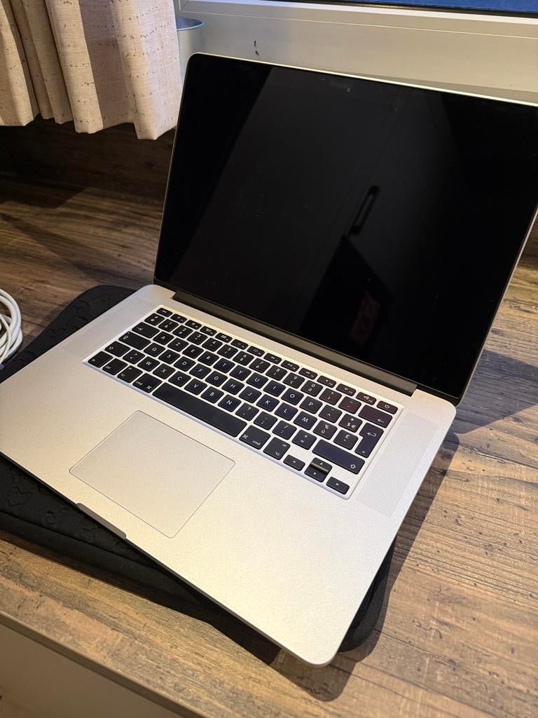 MacBook Pro Retina 15” (mid 2015), Ophalen, Zo goed als nieuw, MacBook