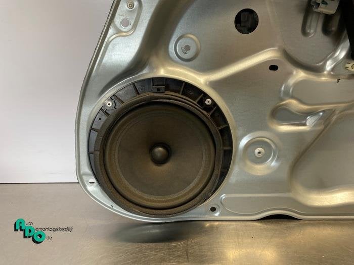 Mécanique vitre 4portes avant droite d'un Hyundai I30 (I30, Autos : Pièces & Accessoires, -, 3 mois de garantie, Utilisé, Hyundai