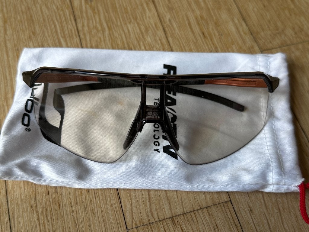 Lunettes cyclisme Julbo Photochromique, Enlèvement ou Envoi, Utilisé, Autres types