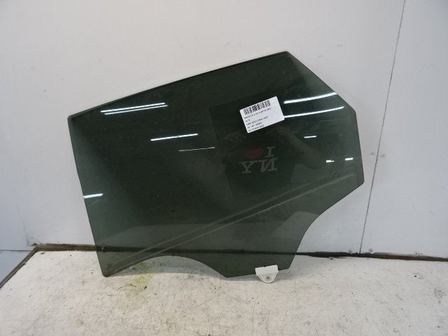 VITRE ARRIERE GAUCHE Mazda CX-3 (DJ / DK) (01-2015/01-2018), Hitdorfer Straße 73
51371  Leverkusen, DE, Mazda, Utilisé, Info@mazda.de