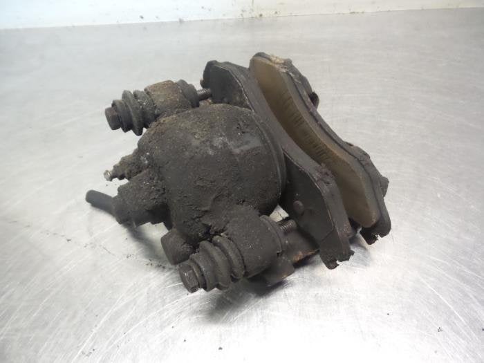 Etrier de frein (pince) avant gauche d'un Jeep Grand Cheroke, Jeep, -, 3 mois de garantie, Utilisé