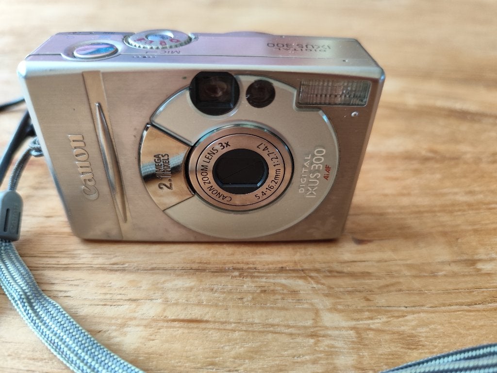 Canon Digital Ixus 300, Enlèvement ou Envoi, Canon, Moins de 4 fois, Batterie