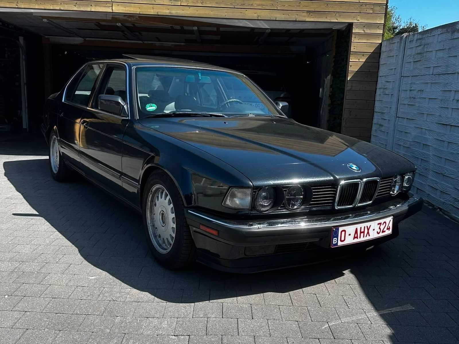 BMW E32 735i Voiture Classique 1988, Autos, Achat, Entreprise, Autres carburants, Autre carrosserie