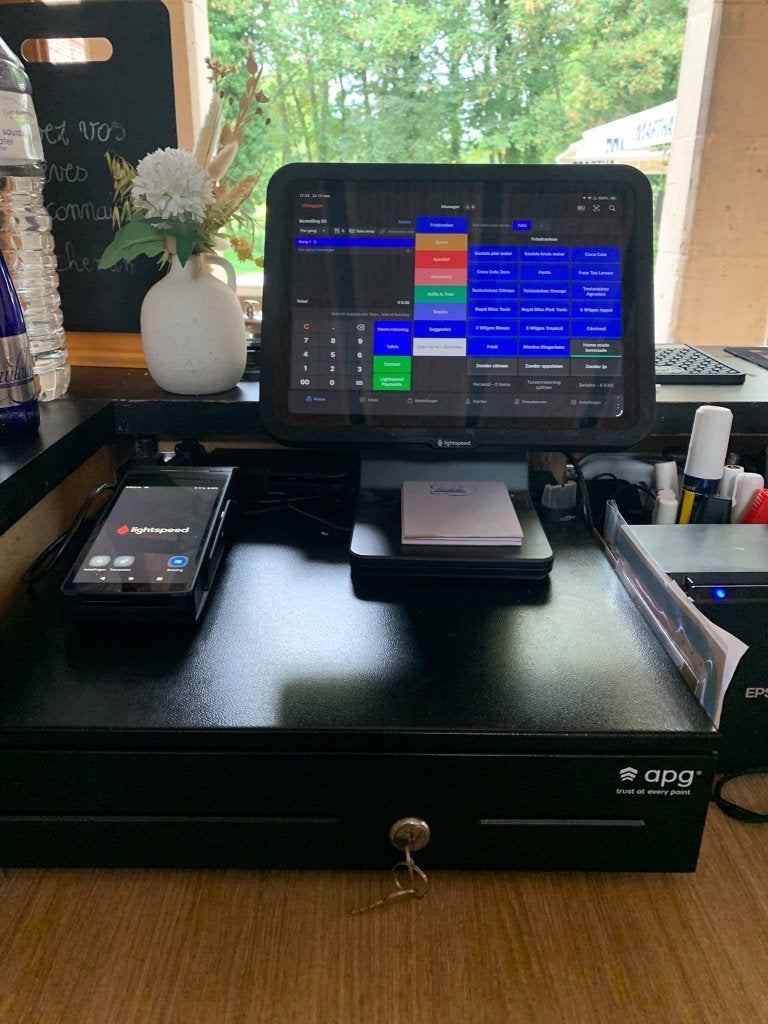 Kassasysteem (Bancontact, ticketprinter, geldlade en iPad), Ophalen, Zo goed als nieuw