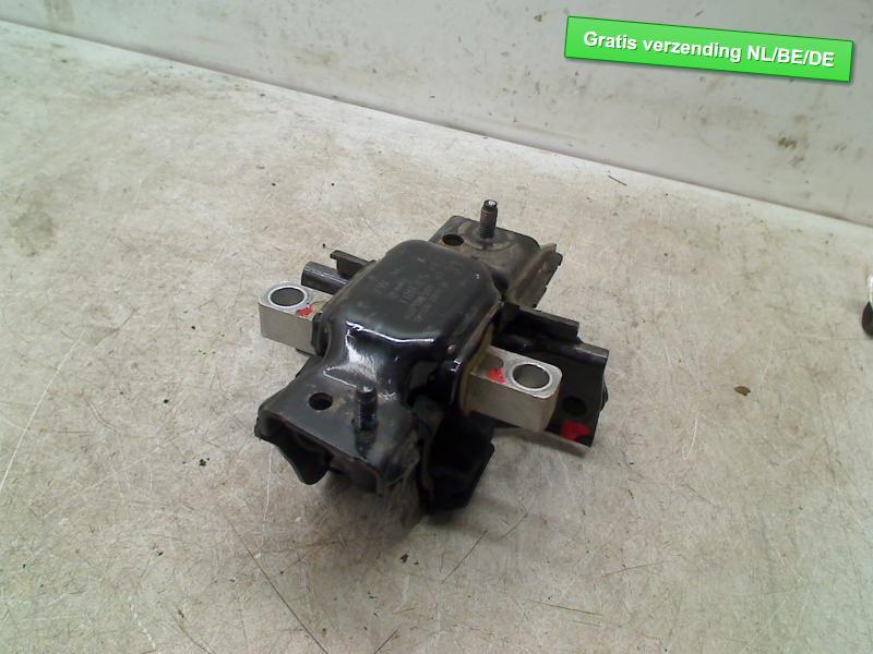 SUPPORT BOITE DE VITESSES Audi A1 Sportback (8XA / 8XF), Dhr. R. de Gouw, Audi, Utilisé, De Bloemendaal 21 21
5221 EB  'S HERTOGENBOSCH, NL