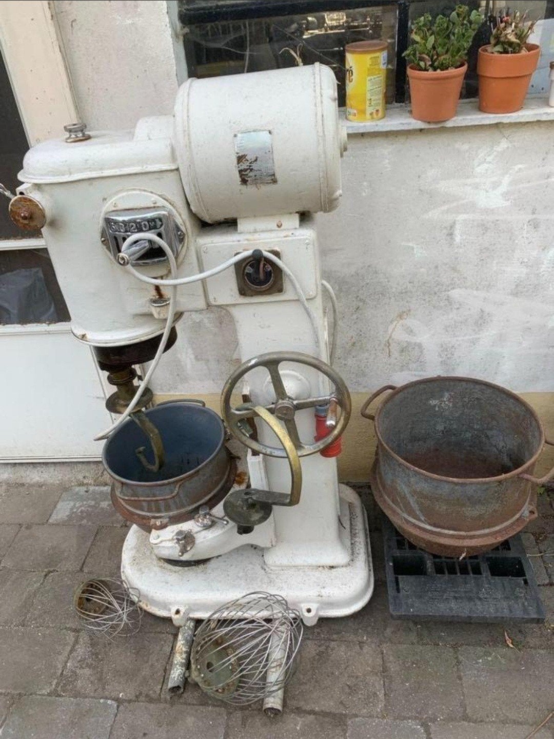Planeetmenger- deegkneder - deegmixer, Ophalen