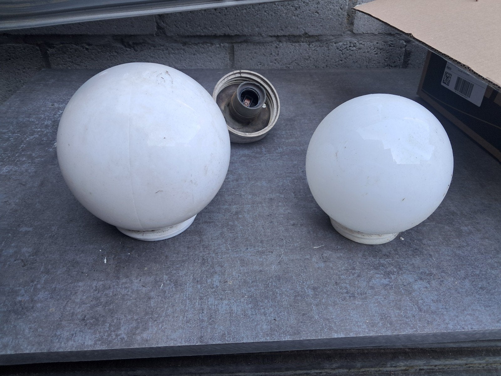 Lamp armatuur bol, Ophalen