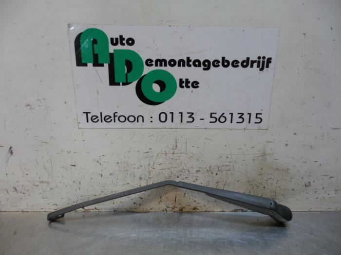 Ruitenwisserarm achter van een Toyota Starlet (Starlet 95-), Auto-onderdelen, Gebruikt, -, -, Ophalen of Verzenden