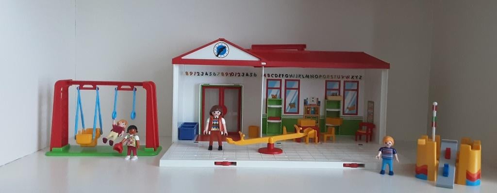 Playmobil meeneem school, Kinderen en Baby's, Ophalen of Verzenden, Zo goed als nieuw, Complete set