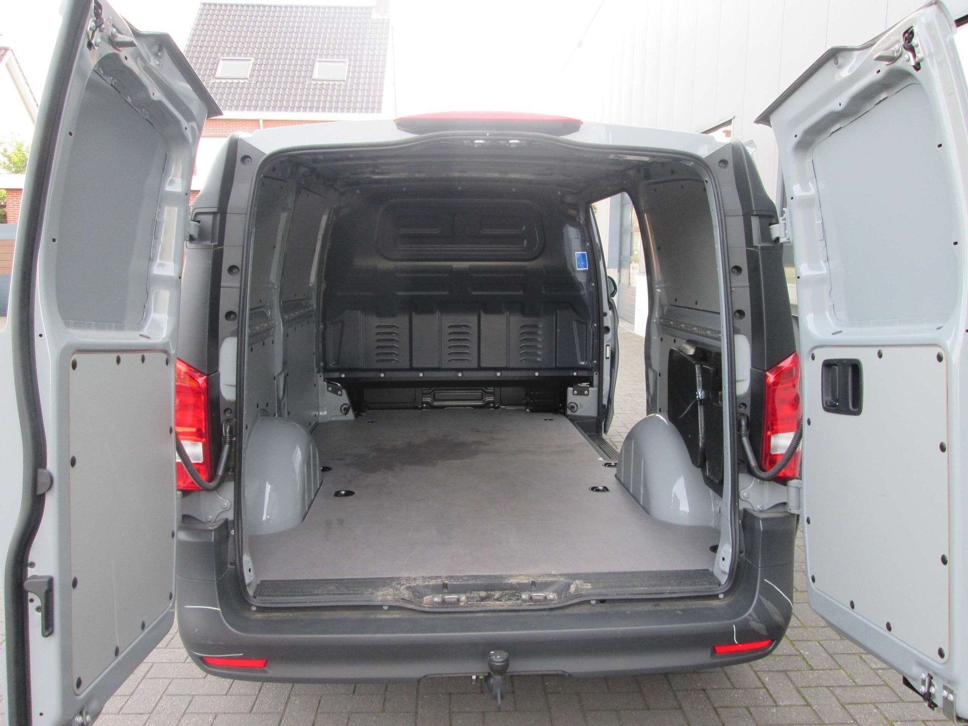 Mercedes-Benz Vito 116 CDI L2 H1, Auto's, Mercedes-Benz, Automaat, 4 deurs, Stof, Gebruikt