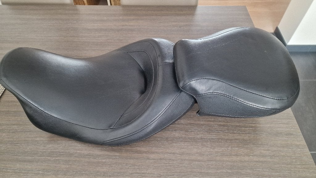 Harley Davidson Low Profile toerzadel met passagierszitje, Motos, Enlèvement ou Envoi, Utilisé