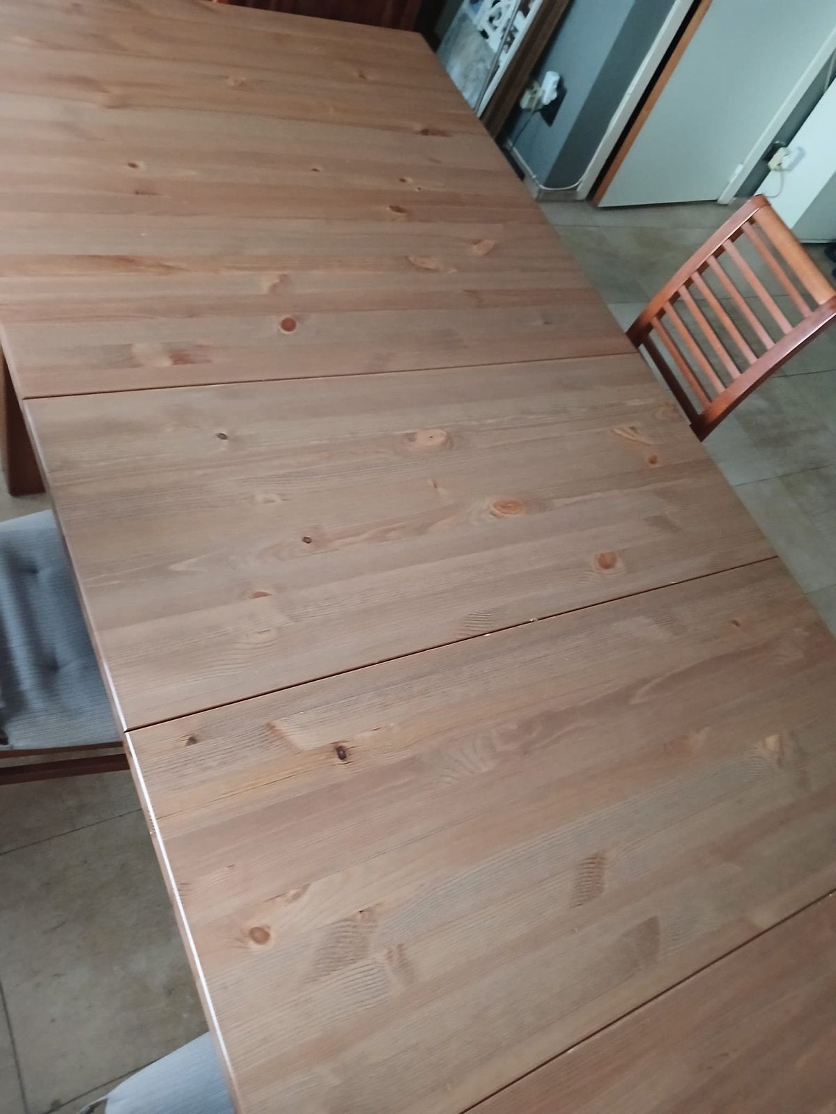 IKEA uitschuifbare eettafel (massief hout), Huis en Inrichting, Ophalen, Zo goed als nieuw