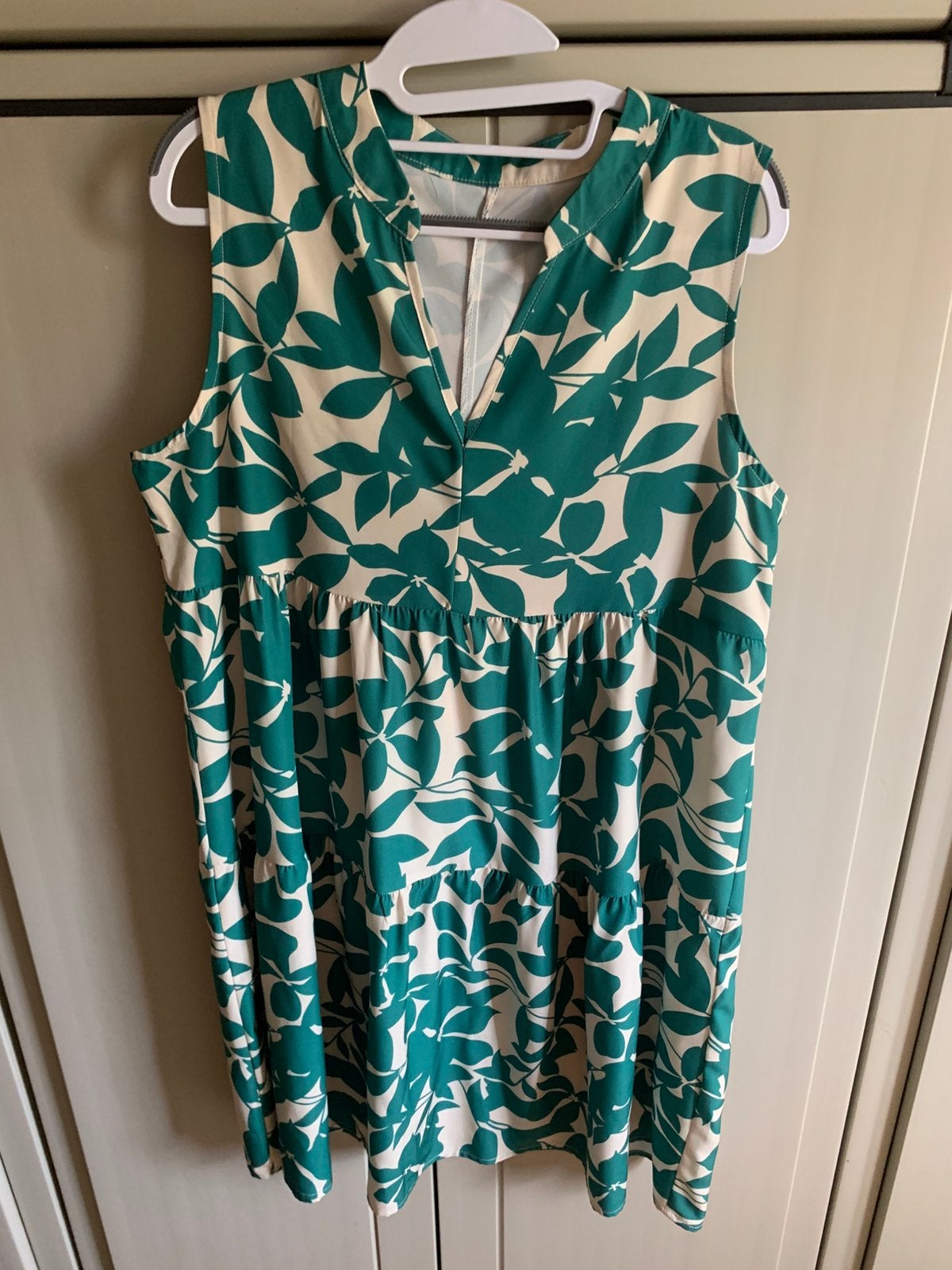 Nieuwe zomerjurk maat large, Kleding | Dames, Maat 42/44 (L), Nieuw, Ophalen of Verzenden, Knielengte