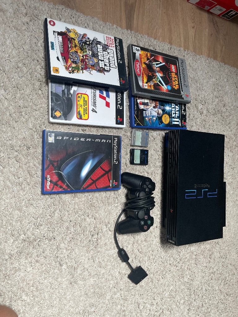 PS2 FAT + GAMES + CONTROLLER + 2MEMORY CARDS, Games en Spelcomputers, Games | Sony PlayStation 2, 1 speler, Eén computer, Zo goed als nieuw