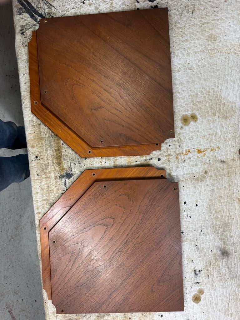 4 hoekplanken voor Louis van Teeffelen voor WeBe, Ophalen of Verzenden