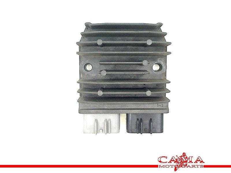 REGULATEUR DE TENSION Monster 1200 R 2016-2019 (M1200), Dhr. S. di Majo, Utilisé, Info@cama-motorparts.nl, P.J. Troelstraweg 8 8
3144 CX  MAASSLUIS, NL