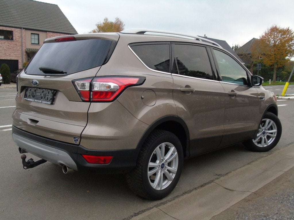 Ford Kuga 1.5 EcoBoost *11/2019 *1e Eigen *Navi *Keyless Go, Voorwielaandrijving, Lane Keeping Assist, 4 cilinders, Beige