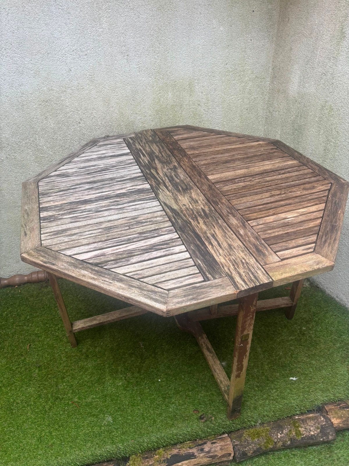 Table de jardin pliable, très pratique, diamètre : 100 cm, Enlèvement