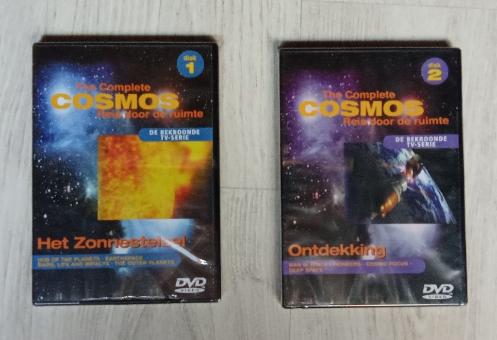 THE COMPLETE COSMOS ( 2 x 2 DVD's ), CD & DVD, DVD | Documentaires & Films pédagogiques, À partir de 6 ans, Enlèvement ou Envoi