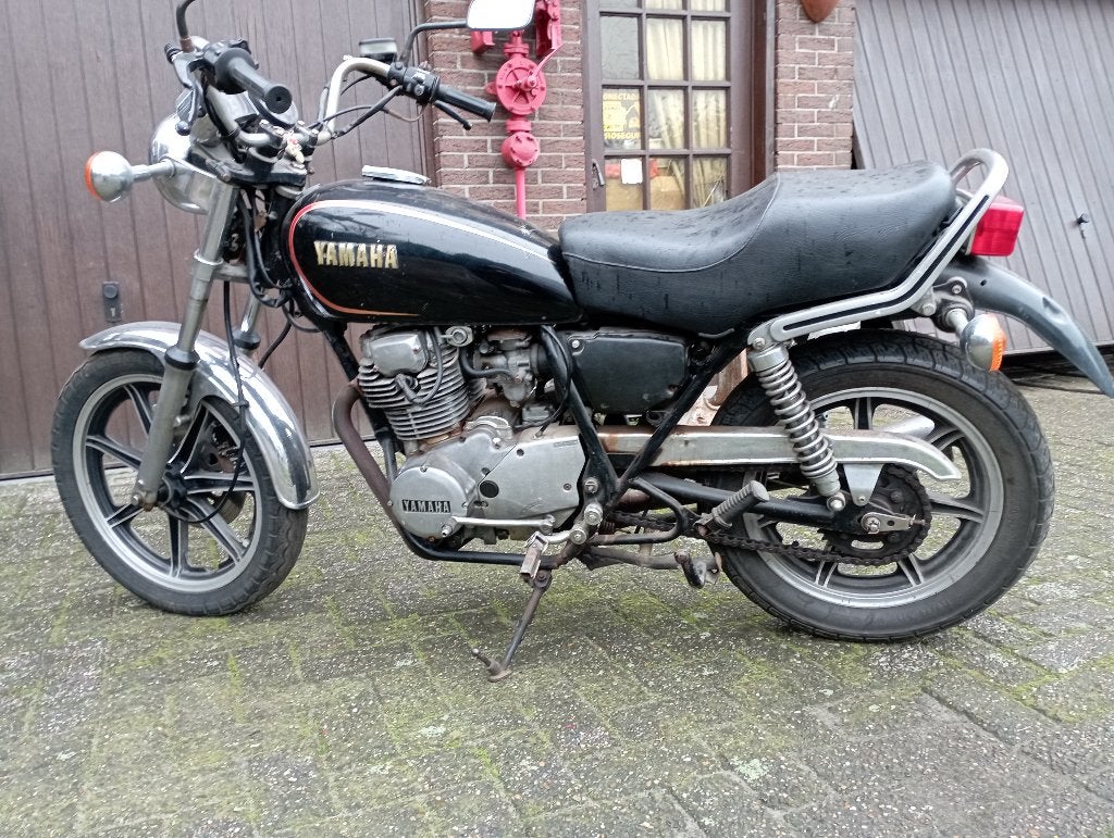 VOITURE CLASSIQUE YAMAHA XS 400, Motos, Tourisme, Occasion, 2 cylindres, 400 cm³
