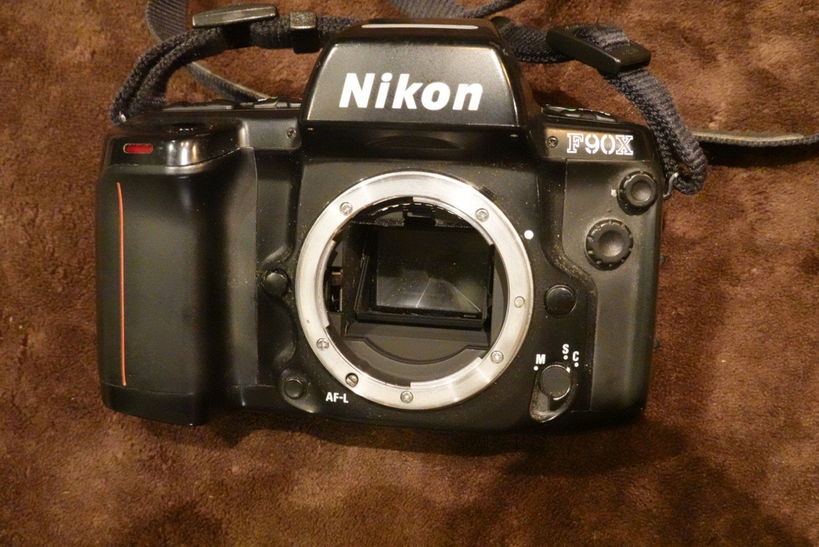 Nikon f-90 x appareil photo argentique, TV, Hi-fi & Vidéo, Enlèvement ou Envoi