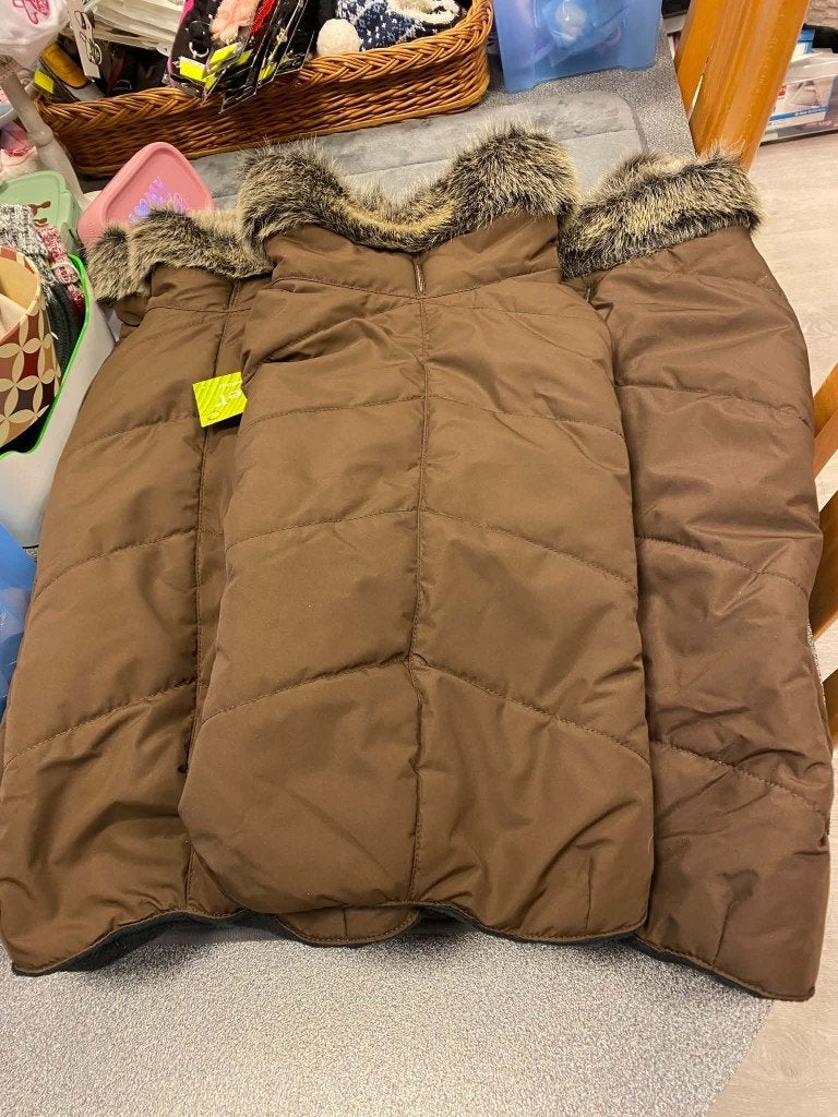 Warme jassen van het merk Wolters aan outletprijs, Dieren en Toebehoren, Ophalen of Verzenden, Nieuw, Hondenjas