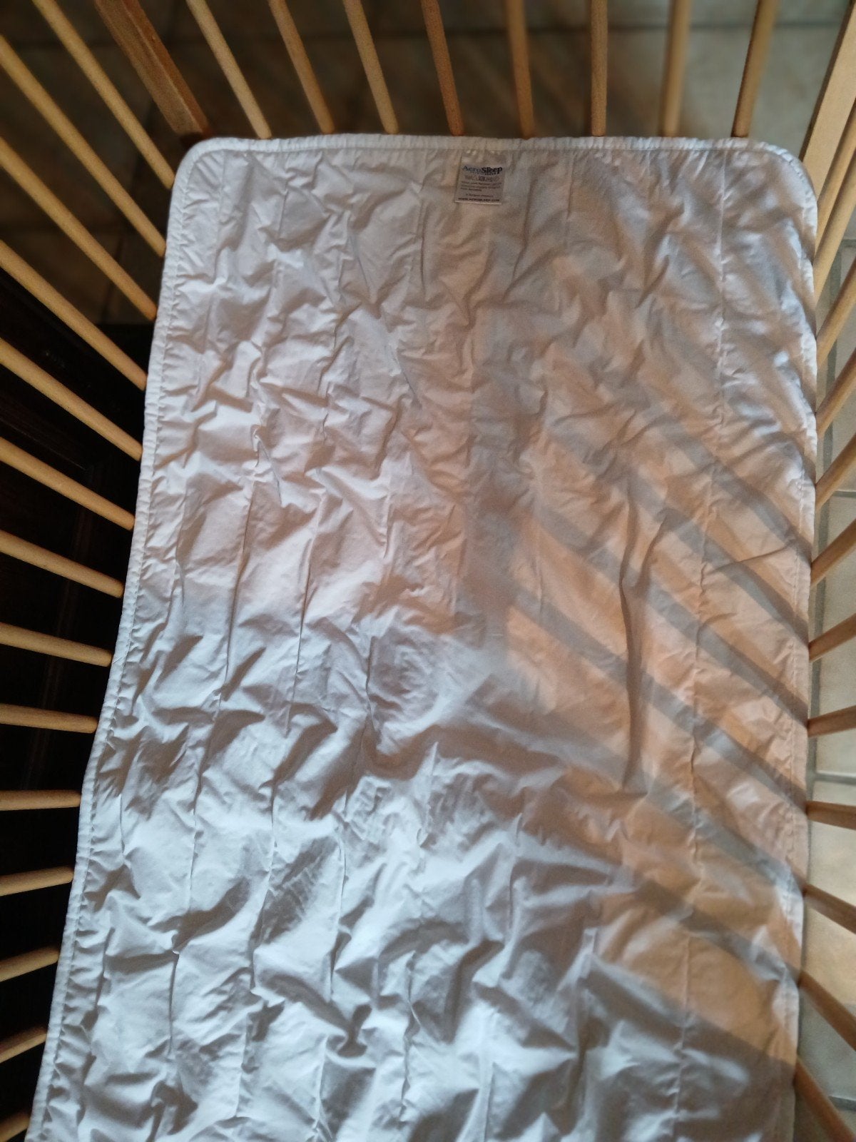 Topper voor babybedje Aerosleep, Kinderen en Baby's, Kinderkamer | Beddengoed, Gebruikt, Jongetje of Meisje, Matrasbeschermer