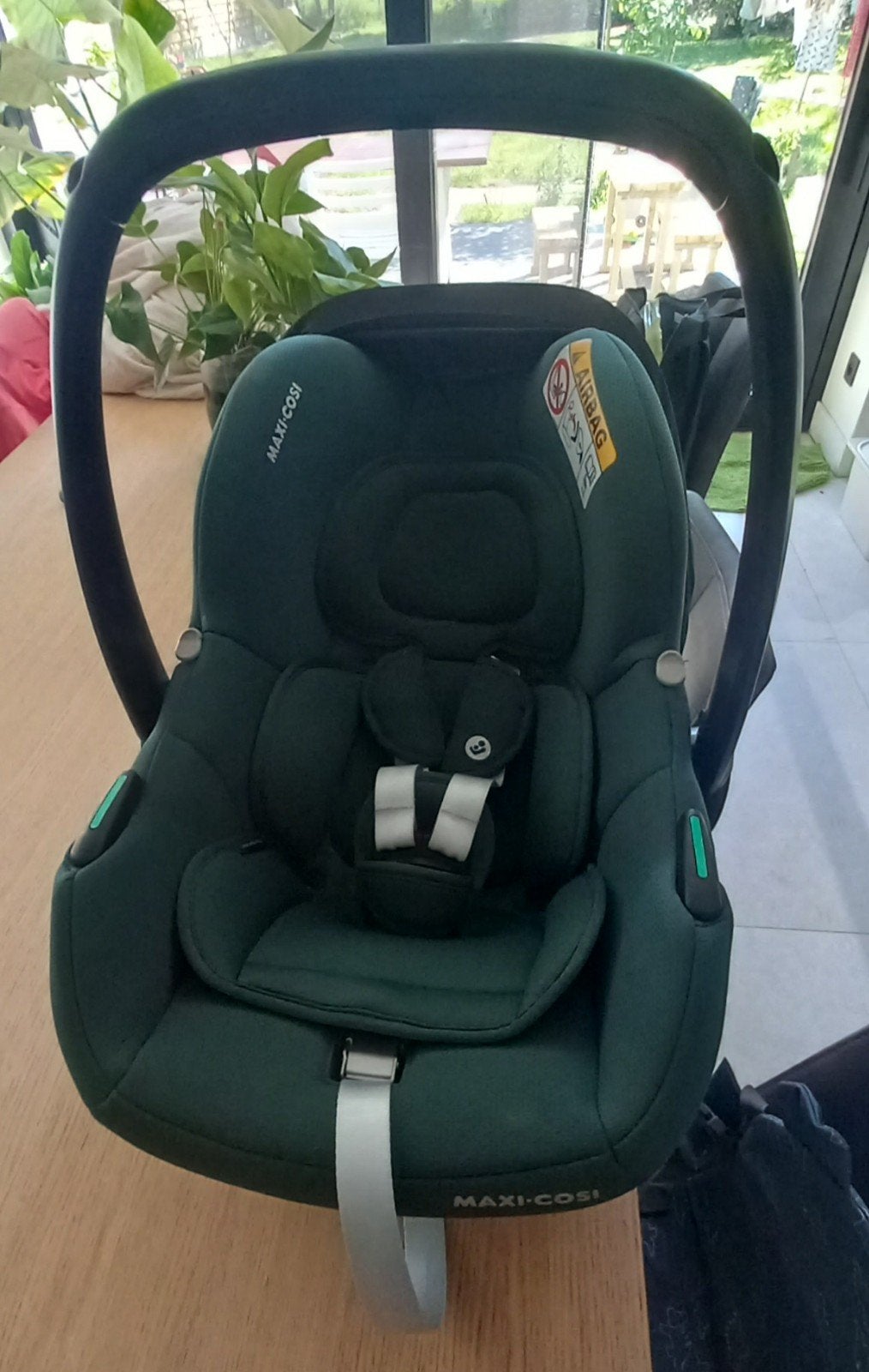 Maxi-cosi cabriofix i-size, Ophalen, Autogordel, Nieuw, 0 t/m 13 kg