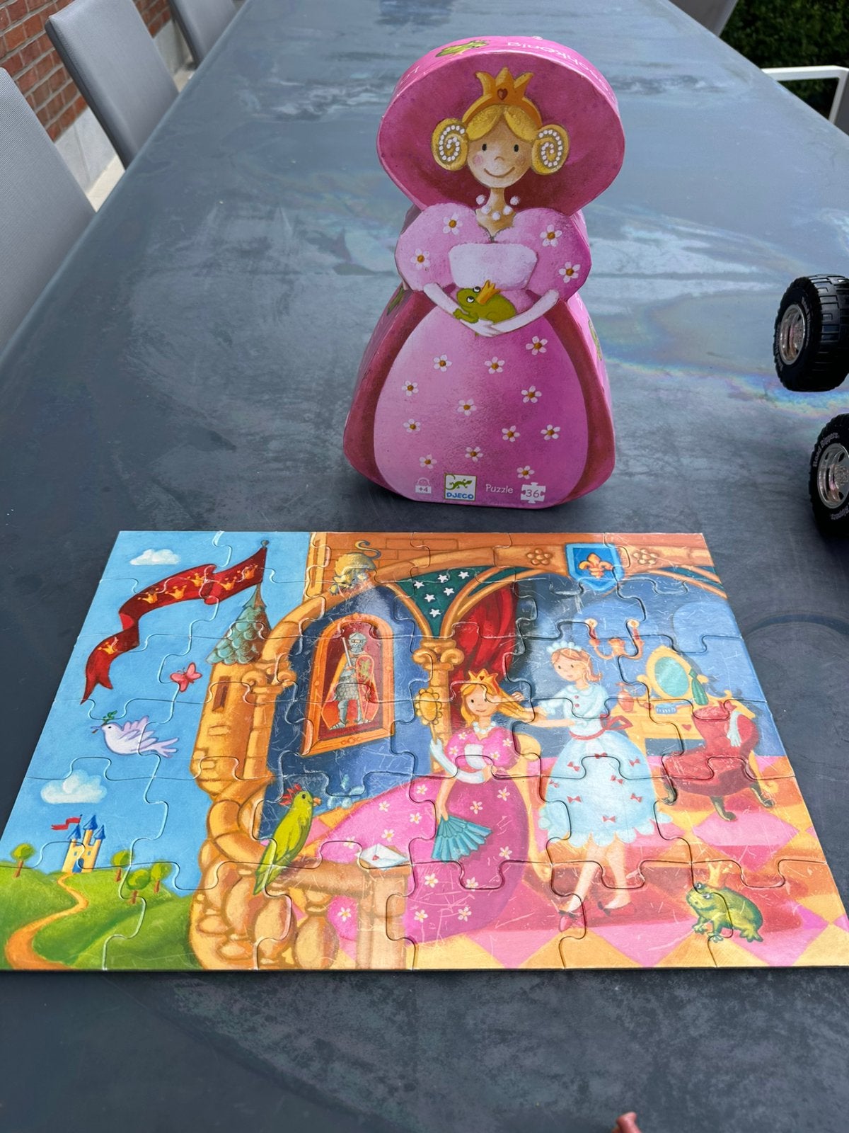 Puzzle djeco 36 pieces princesse, Ophalen of Verzenden, Zo goed als nieuw