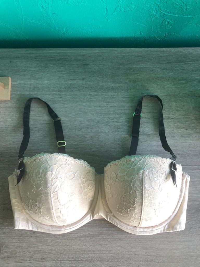 Beige bh maat 85D, Ophalen, Beige, BH