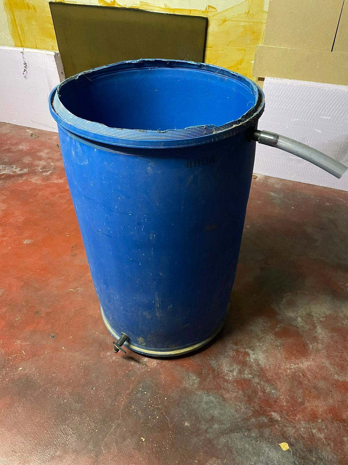 Bidon recuperateur d’eau, Jardin & Terrasse, 150 litres ou plus, Enlèvement, Utilisé, Avec robinet