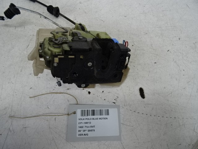 SERRURE DE PORTE AVANT GAUCHE Polo IV (9N1 / 2/3), Utilisé, Avant, Volkswagen