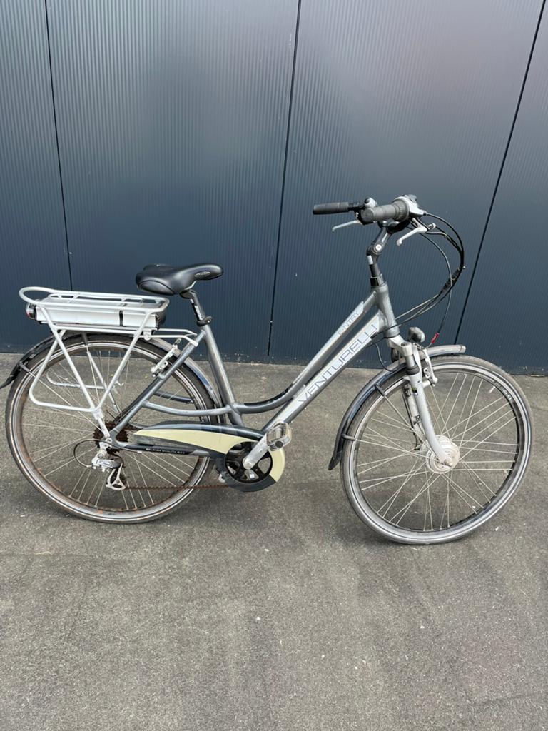 VENTURELLI, Fietsen en Brommers, Ophalen, Zo goed als nieuw