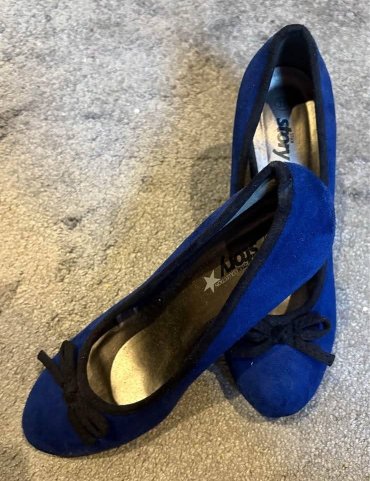 Hoge hakken maat 39, Ophalen of Verzenden, Nieuw, Blauw, Pumps