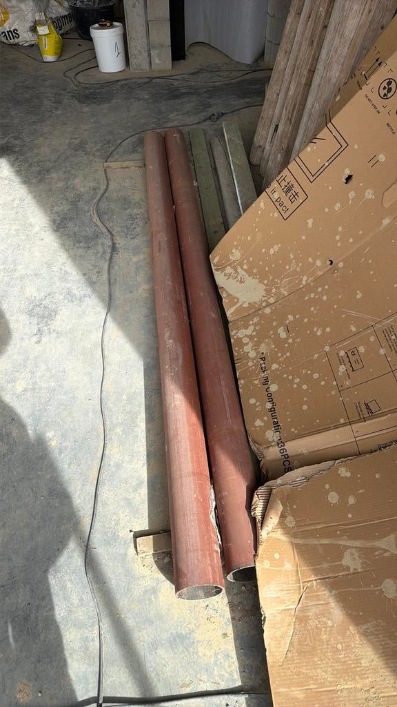 Steun pilaren metalen buizen, Doe-het-zelf en Bouw, Metalen, Ophalen, Zo goed als nieuw