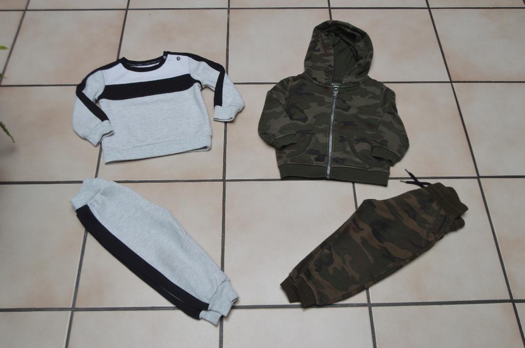 Trainings gris ou kaki T92 ou 18/24mois Très Bon Etat à 5€!, Garçon, FIRETRAP, Primark, Enlèvement ou Envoi, Ensemble