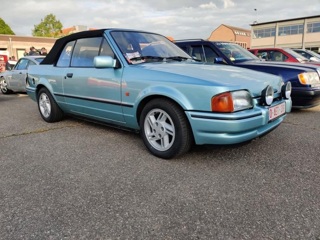 Ford Escort XR3i, Auto's, Voorwielaandrijving, Escort, 4 cilinders, Cabriolet
